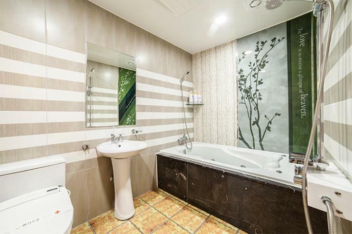 Venture Hotel Gwangju Metropolitan City Extérieur photo